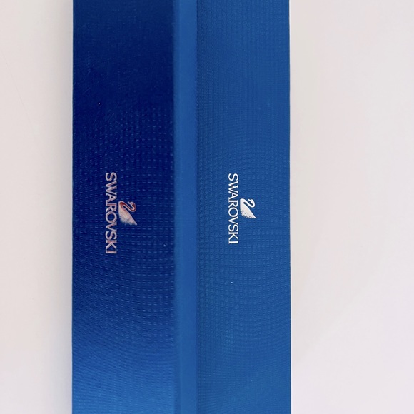 Vintage Swarovski Geometric Bangle Bracelet - Picture 9 of 9